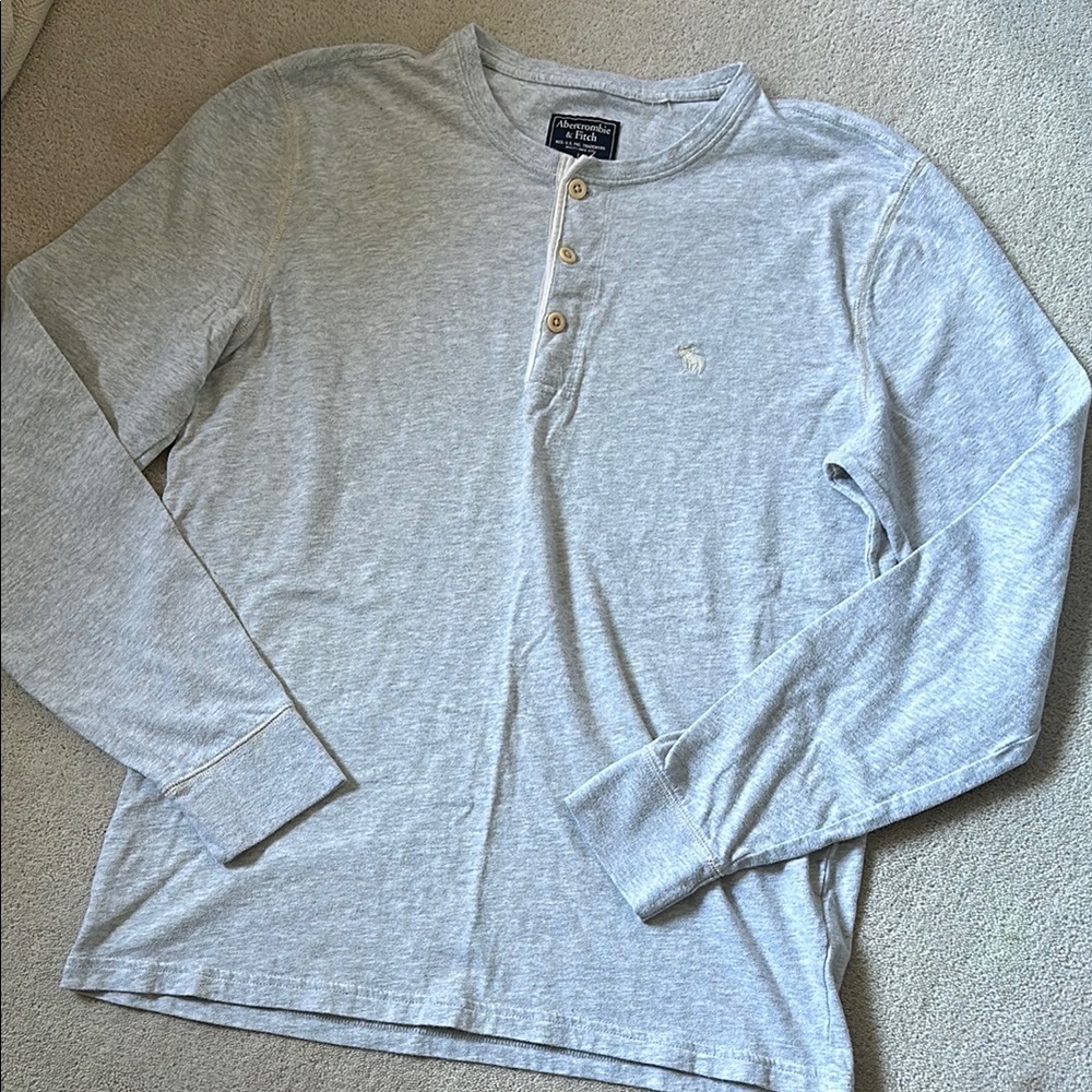 Abercrombie & Fitch Henley!